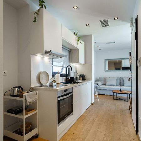 Koukouvagia Penthouse In Athens Apartment Exterior photo